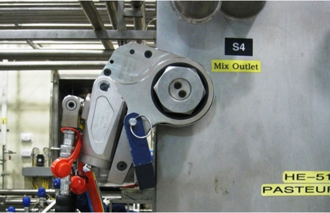 中空型液压扭矩扳手