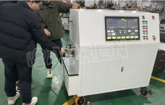 雷恩液压 | 小齿轮自动压装装置